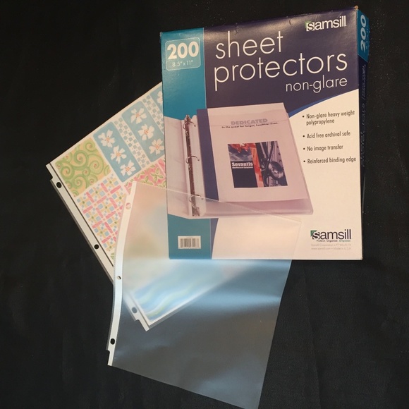 Box of 200 Sheet Protectors Heavy Wt. NonGlare NIB - Picture 1 of 4